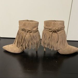 Sam Edleman - size 8 - suede fringe booties